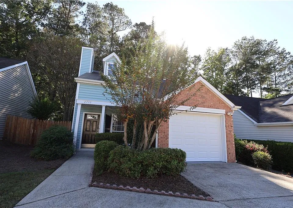 2722 Highland Rdg NW