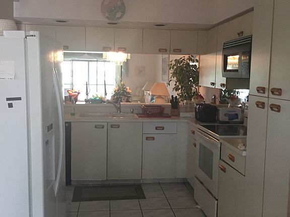 3rd image of 13130 Cross Creek Blvd APT 111