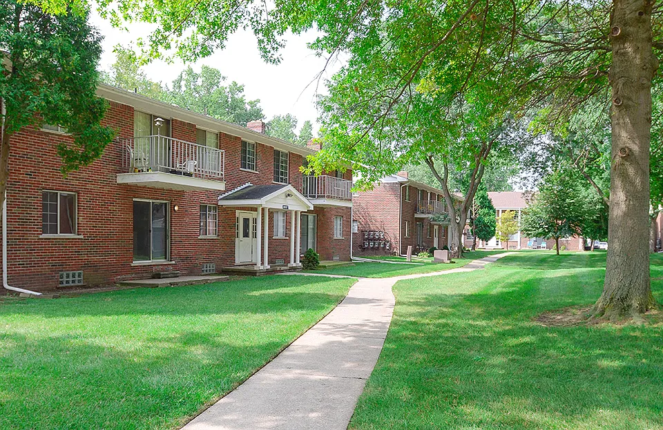 Gibraltar Pointe Apartments