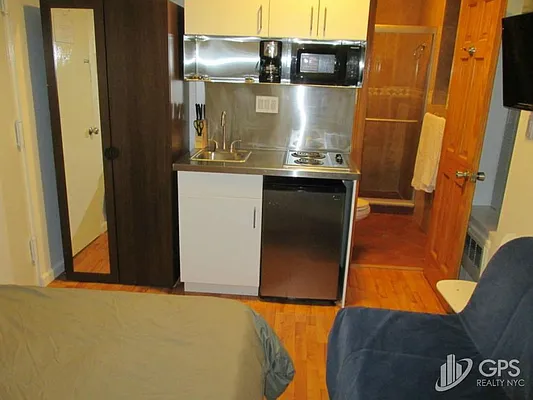 Rented by GPS Realty NYC | media 4