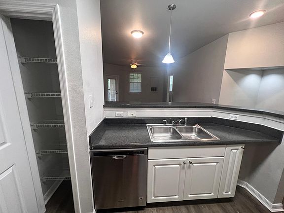 2nd image of 1610 Raena Dr Unit 319