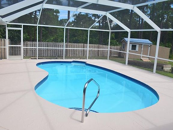 5th image of 1775 Bayshore Dr