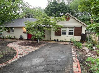 5538 Janelle St, Alexandria, VA 22303