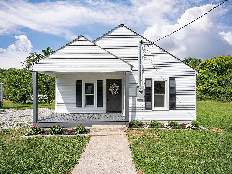 1st image of 105 Calvin St
