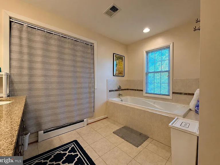 2223 Great Falls St — Photo 29