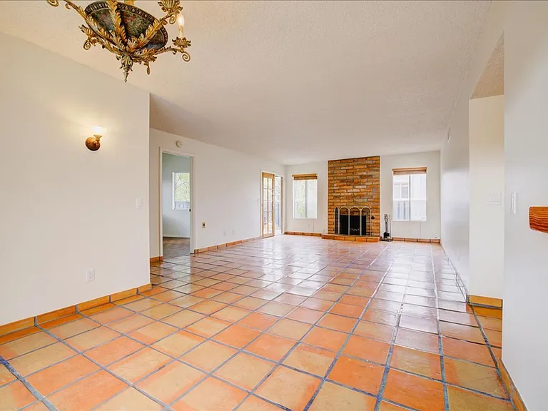 5412 N La Casita Dr — Photo 9