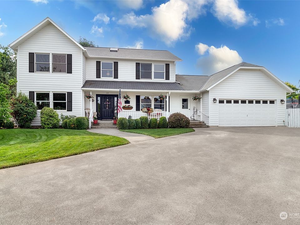 1st image of 164 NW Destito Court