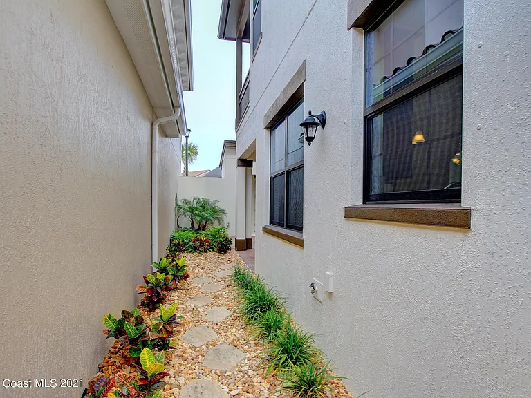 6903 Vista Hermosa Dr — Photo 36