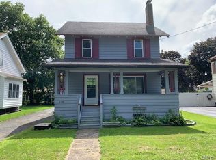 139 W Cheltenham Rd, Syracuse, NY 13205