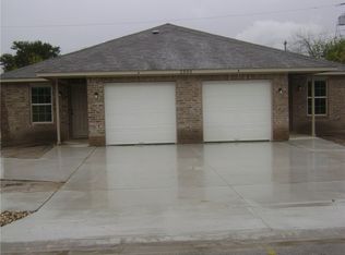 2501 Oak Ln #B, Georgetown, TX 78628