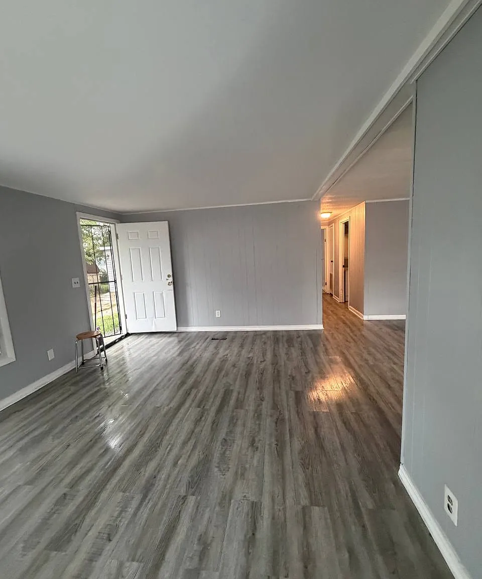 2 bed, 972 sqft, $1,750 — Photo 4