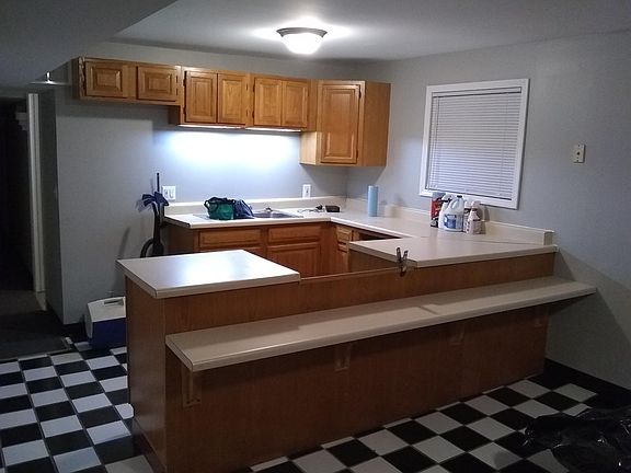 4th image of 1245 W Arthur Ave #G