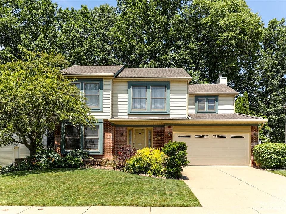 1st image of 7957 Lake Crest Dr