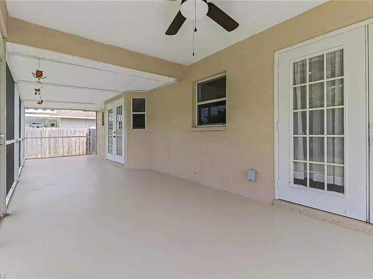 18560 Holly Rd — Photo 22