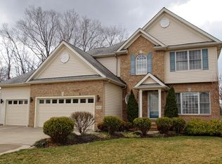 38810 Kyle Cv, Willoughby, OH 44094