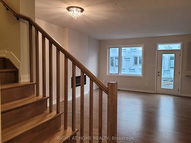 12 Focality Cres — Photo 13