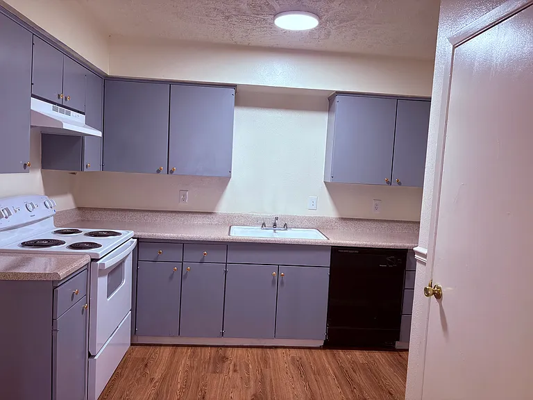 3 W Townhouse Ln — Photo 3
