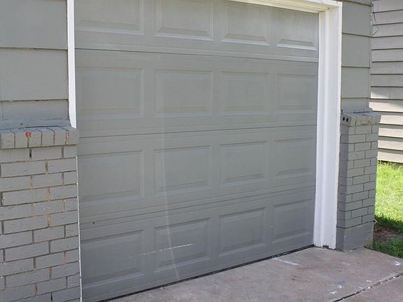 2nd image of 4908 NW Ozmun Ave
