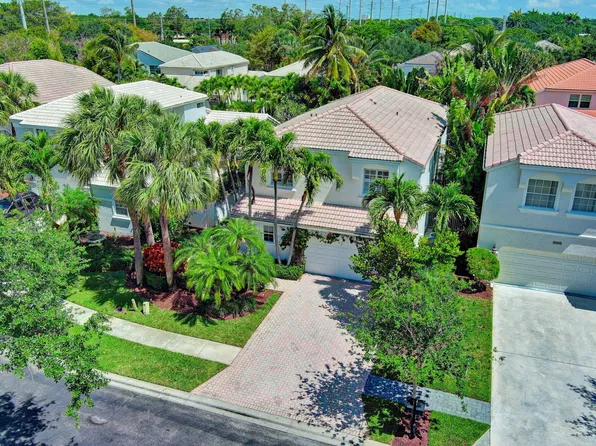 2911 Caffia Way, West Palm Beach, FL 33409