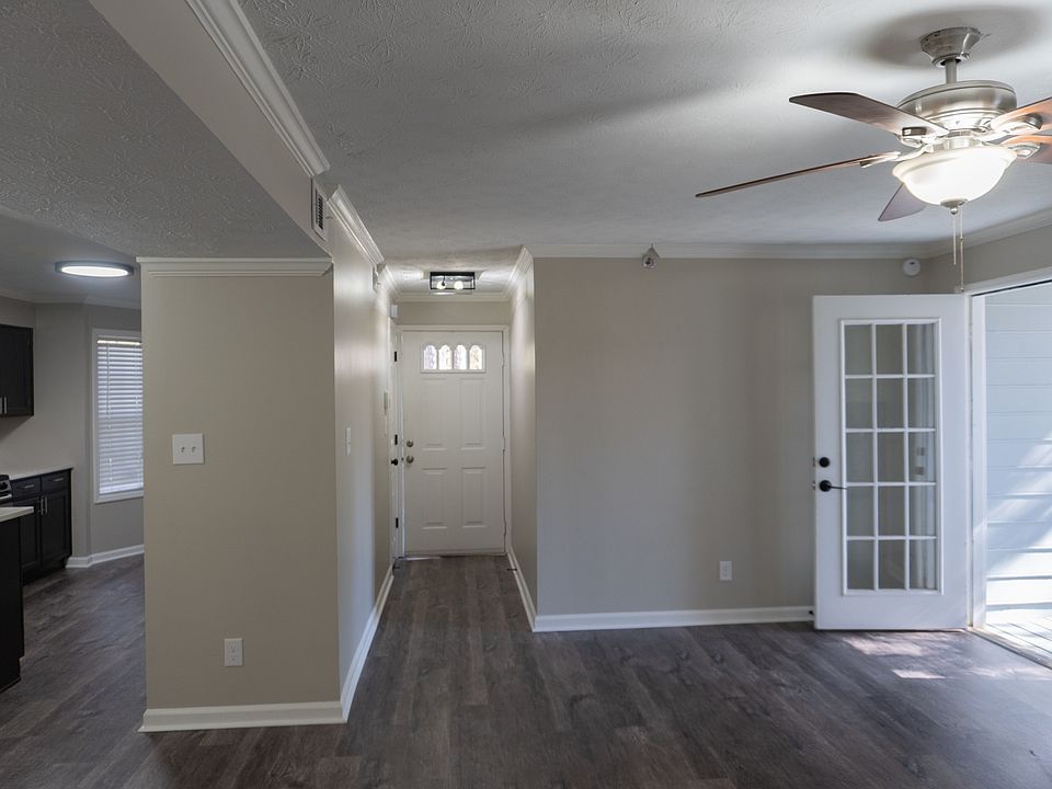 1st image of 4080 Riverlook Pkwy SE Unit 202