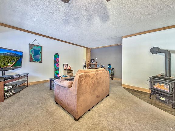 3rd image of 1223 Bonanza Ave APT 28