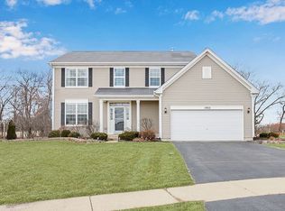 1965 Foxridge Dr, Island Lake, IL 60042