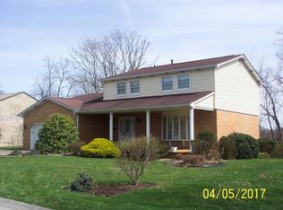 215 Narragansett Dr, McKeesport, PA 15135