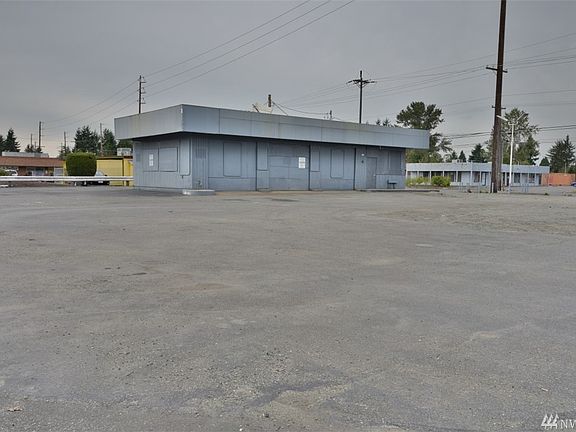 2nd image of 11102 Bridgeport Way SW