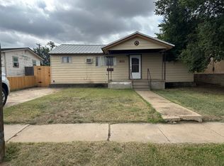 811 W 10th St, Borger, TX 79007