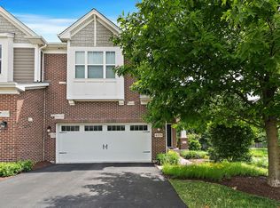 4275 Fiona Ln, Lisle, IL 60532