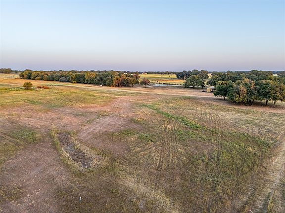 3rd image of 455 County Road 1650