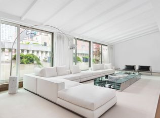 35 E 63rd St #PENTHOUSE, New York, NY 10065