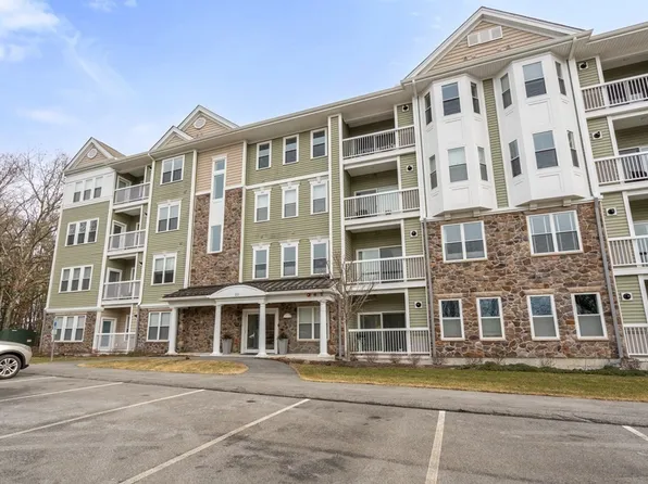 22 Farmstead Ln Unit 206, Sudbury, MA 01776