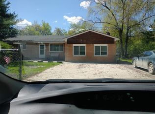 49301 Wear Rd, Belleville, MI 48111