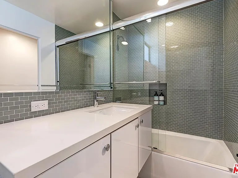 111 Eastwind St — Photo 46