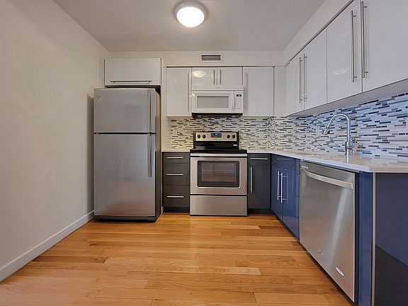 2nd image of 5205 Queens Blvd APT 2B