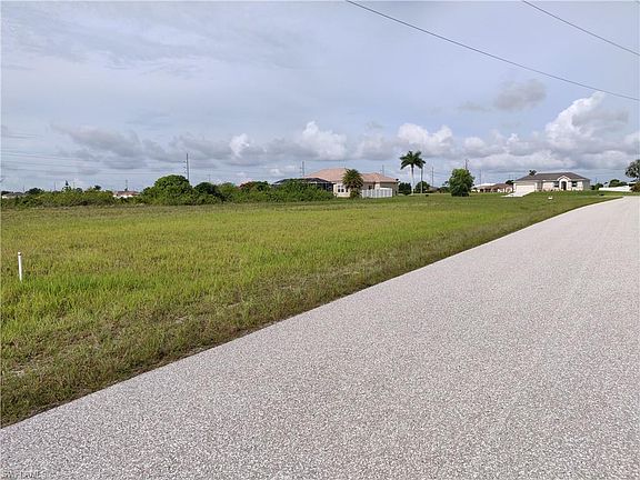 3rd image of 612 NW 25th St