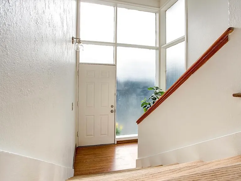 5022 Rahlves Dr — Photo 6
