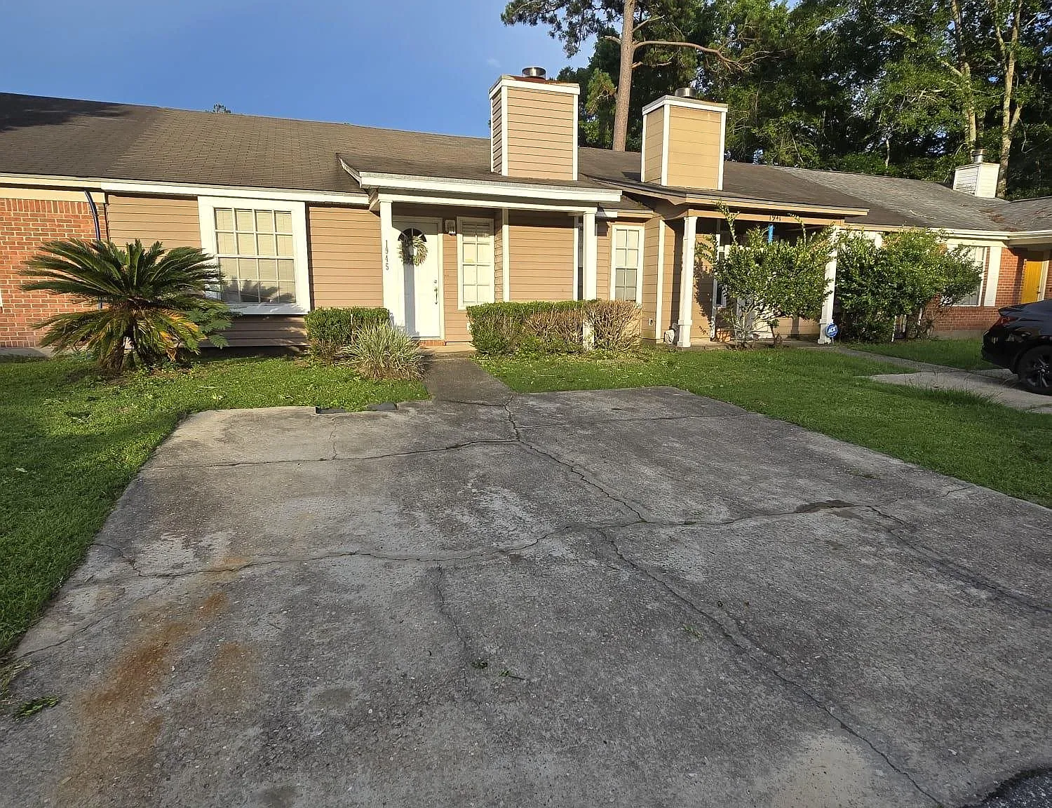 2 bed, 990 sqft, $1,400 — Photo 2