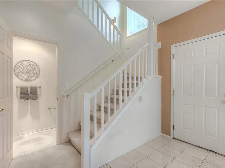 12431 NE 7th Pl — Photo 14