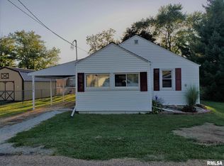 1226 S Illinois St, Lewistown, IL 61542