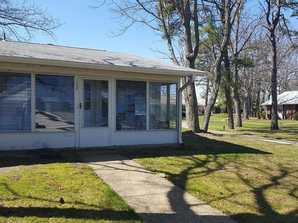 1st image of 1259D Argyll Cir #100D