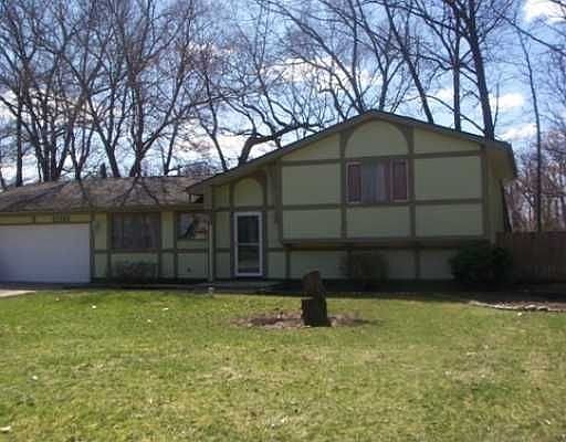 4th image of 17382 Fleetwood Ln