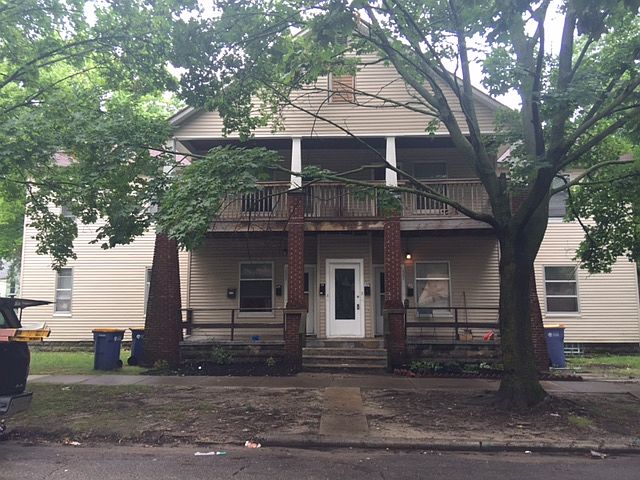 1st image of 1547 Queen Ave NE #2