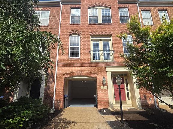 5th image of 2849 Laura Gae Cir