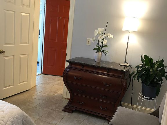 3rd image of 631 Cloister Dr