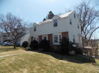 12 Ridgefield St, Albany, NY 12208