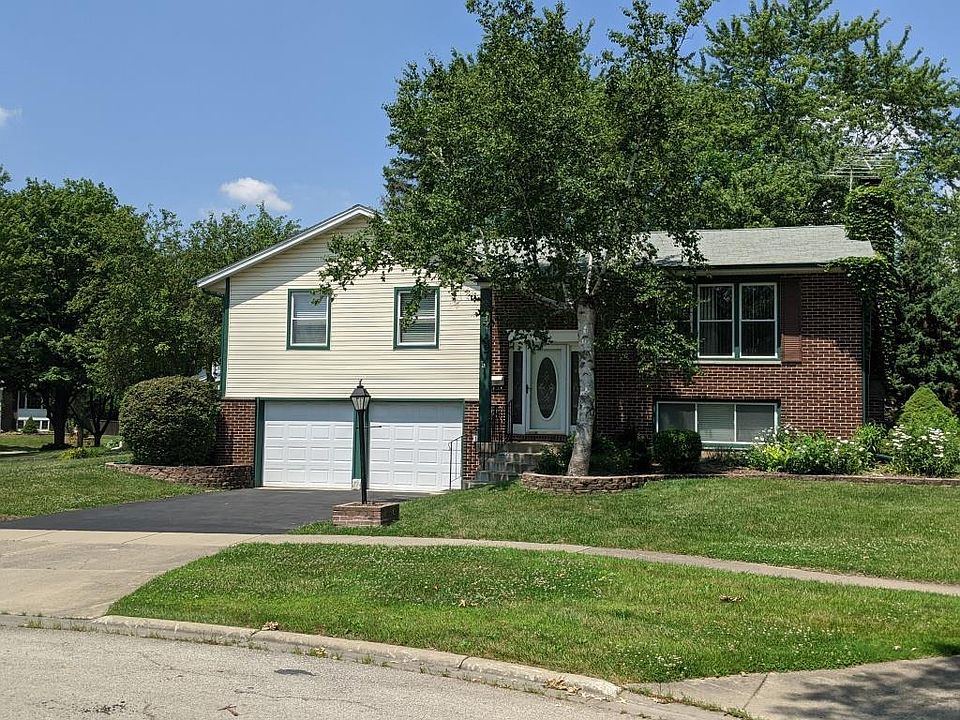 1st image of 4143 N Firestone Ct