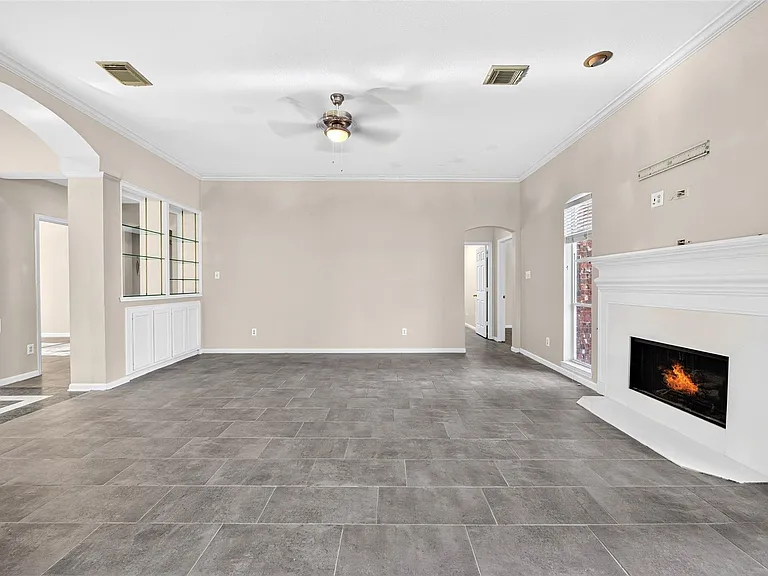 5814 Eldridge Glen Dr — Photo 7