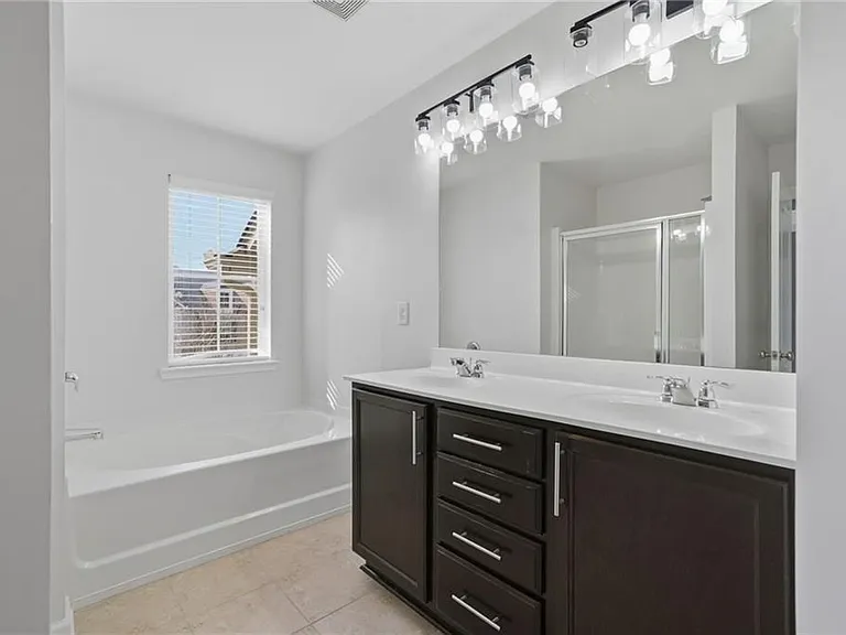 1697 Paxton Dr — Photo 19